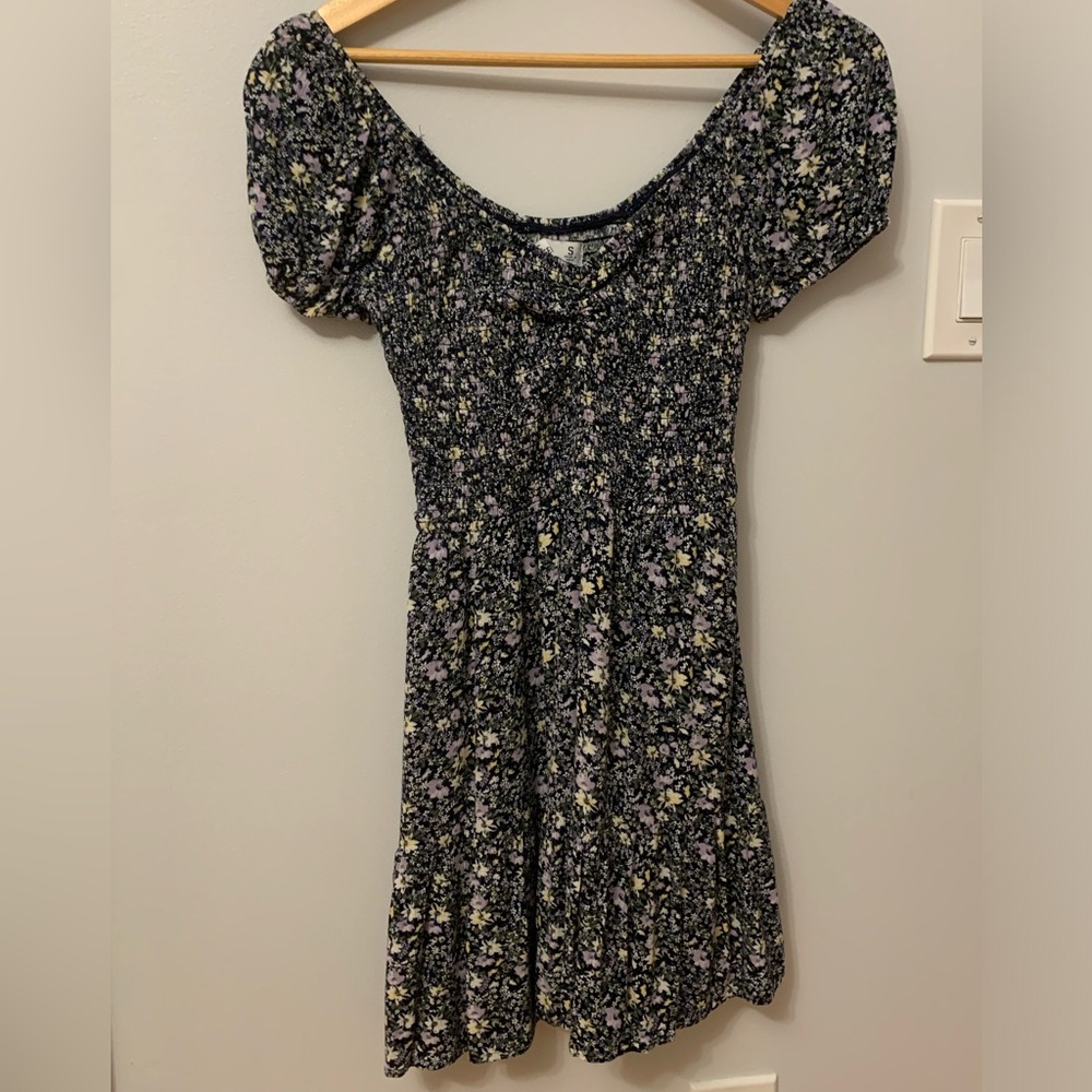 Foral Hollister Dress